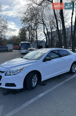 Седан Chevrolet Malibu 2014 в Киеве