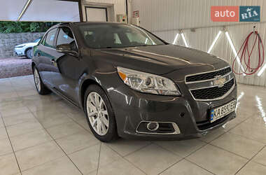 Седан Chevrolet Malibu 2014 в Киеве
