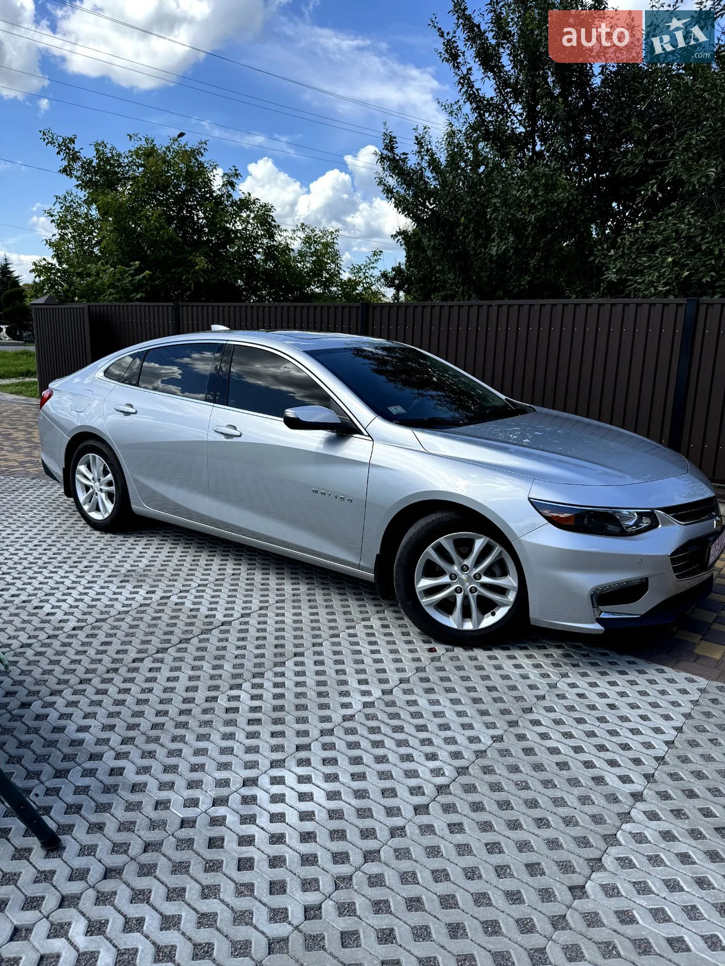 2016 Chevrolet Malibu - мініатюра 2