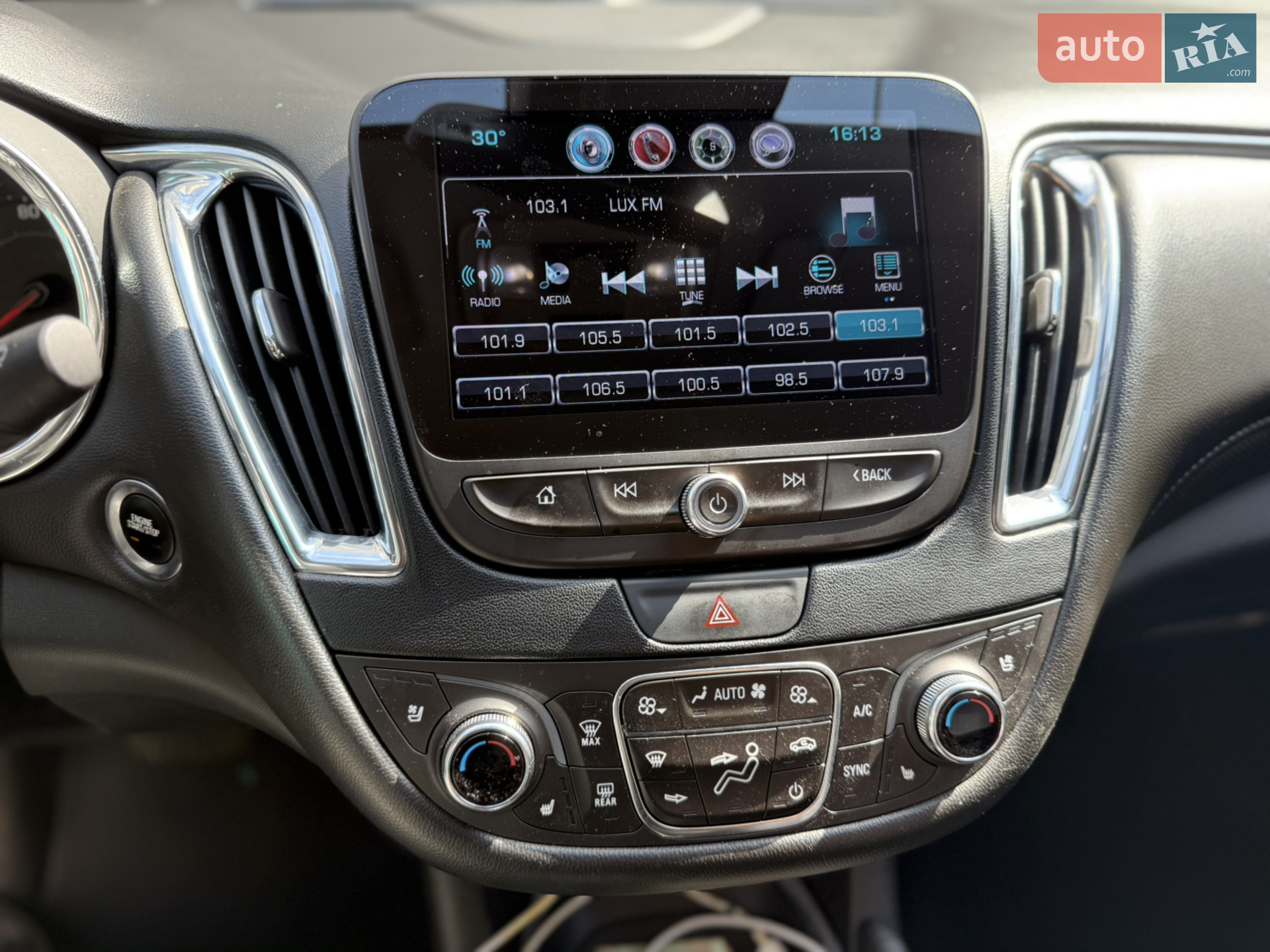 2016 Chevrolet Malibu - мініатюра 15