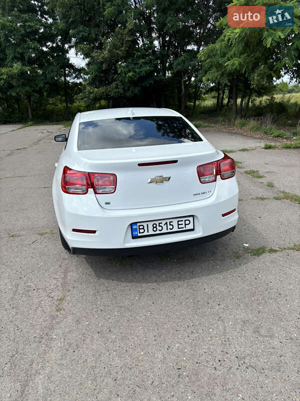 Седан Chevrolet Malibu 2015 в Лубнах