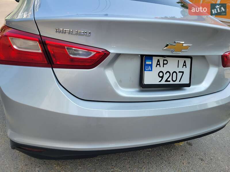 Седан Chevrolet Malibu 2018 в Запорожье