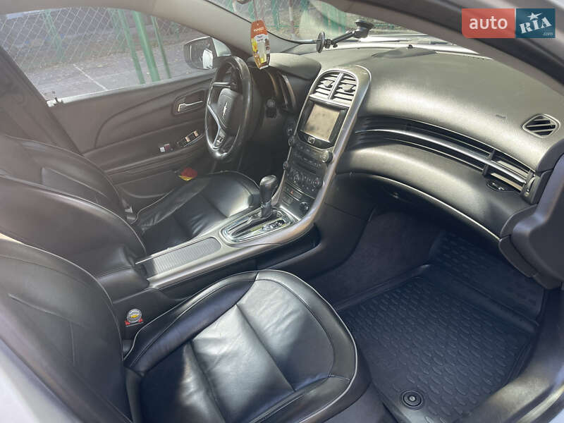 Седан Chevrolet Malibu 2012 в Миколаєві