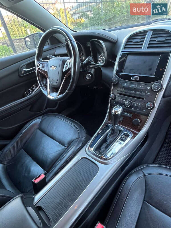 Седан Chevrolet Malibu 2013 в Львові