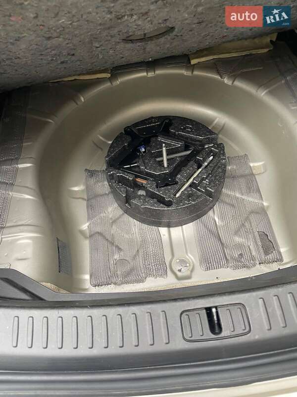 Седан Chevrolet Malibu 2014 в Киеве фото 3 Седан Chevrolet Malibu 2014 в Киеве