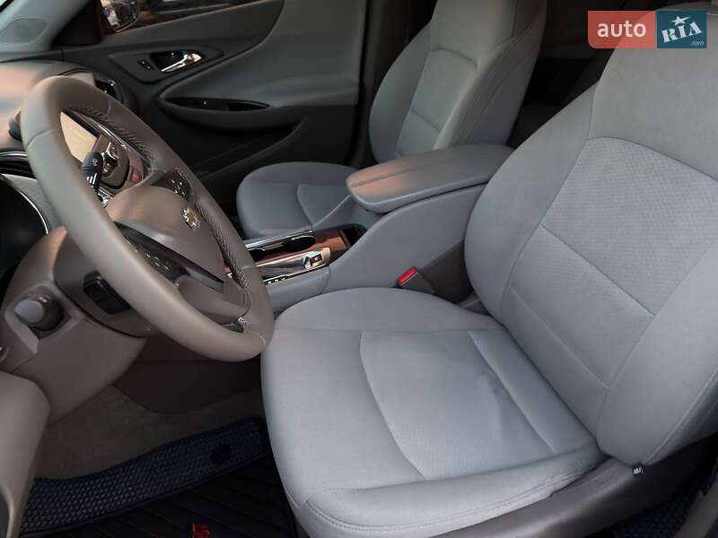 Седан Chevrolet Malibu 2016 в Харкові