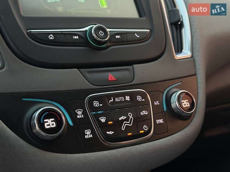 Седан Chevrolet Malibu 2016 в Харкові