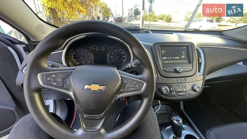 Седан Chevrolet Malibu 2016 в Одесі