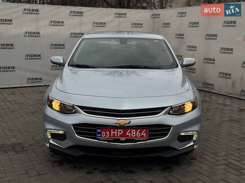 Седан Chevrolet Malibu 2017 в Луцке
