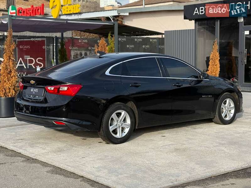 Седан Chevrolet Malibu 2020 в Киеве