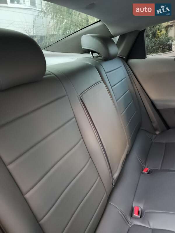 Седан Chevrolet Malibu 2017 в Одессе