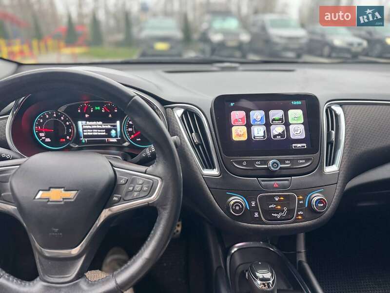 Седан Chevrolet Malibu 2016 в Києві