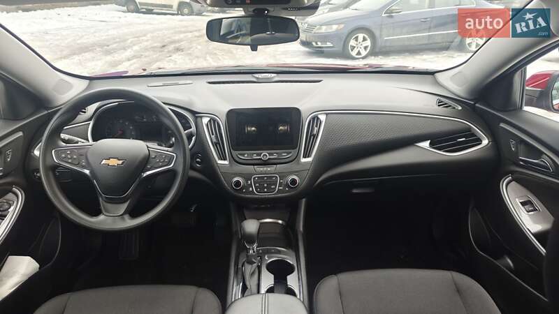Седан Chevrolet Malibu 2024 в Киеве