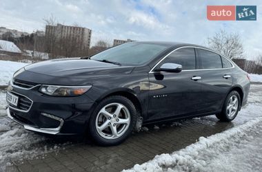 Седан Chevrolet Malibu 2017 в Львове