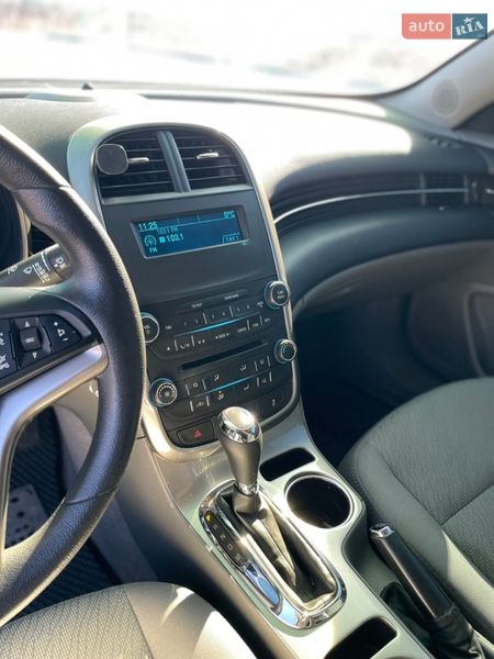 Седан Chevrolet Malibu 2014 в Софиевской Борщаговке