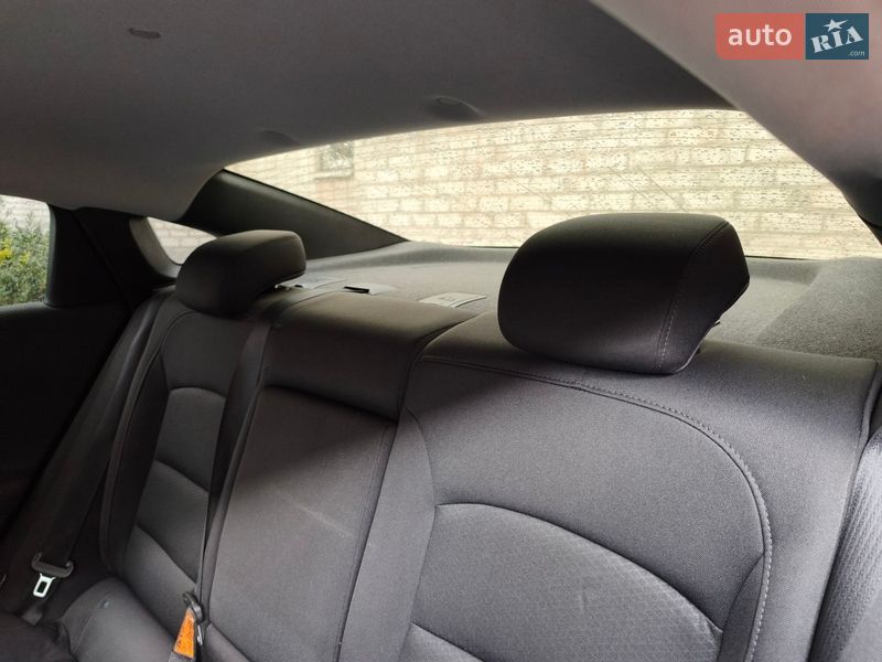 Седан Chevrolet Malibu 2018 в Кременчуці