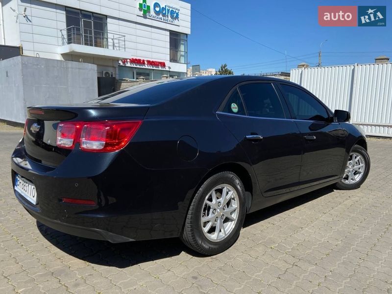 Седан Chevrolet Malibu 2014 в Києві