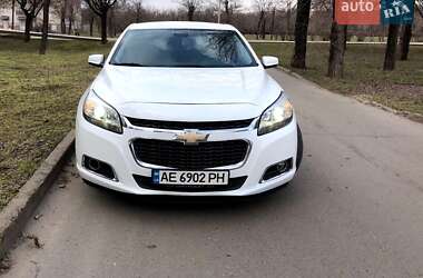 Седан Chevrolet Malibu 2015 в Кривому Розі