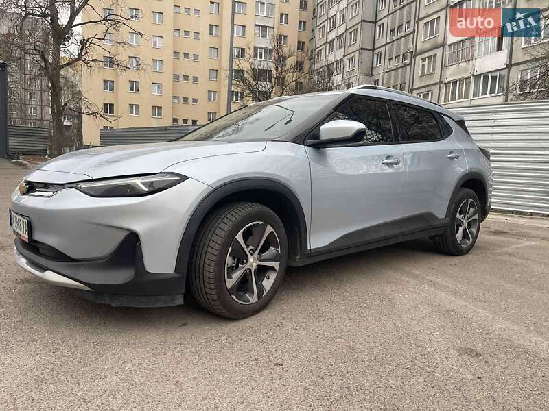 Chevrolet Menlo 2020