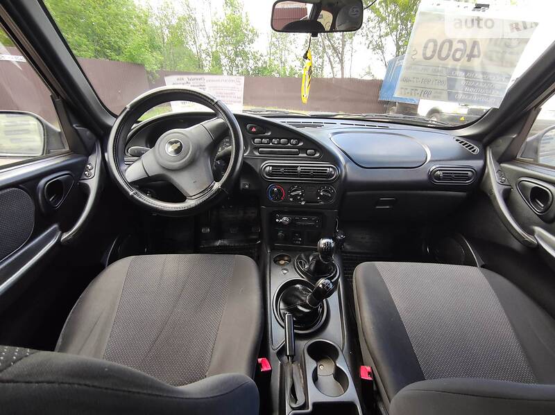 Позашляховик / Кросовер Chevrolet Niva 2012 в Кривому Розі фото 19 Позашляховик / Кросовер Chevrolet Niva 2012 в Кривому Розі