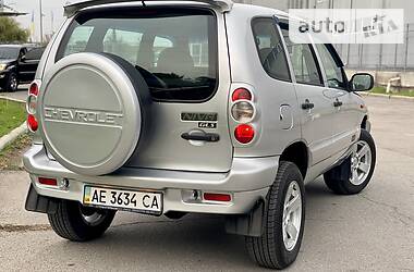 Внедорожник / Кроссовер Chevrolet Niva 2007 в Днепре