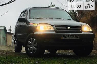 Внедорожник / Кроссовер Chevrolet Niva 2006 в 