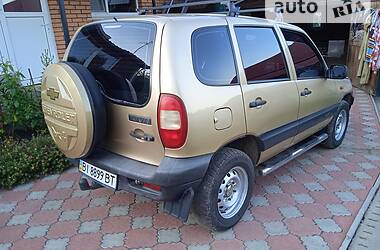 Внедорожник / Кроссовер Chevrolet Niva 2006 в Чернухах