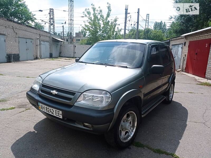 Внедорожник / Кроссовер Chevrolet Niva 2006 в Запорожье