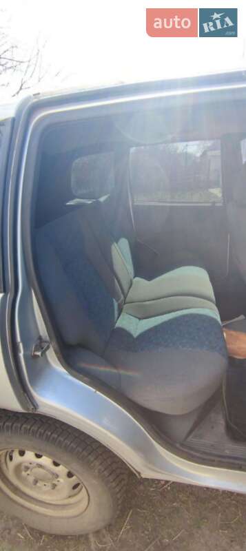 Позашляховик / Кросовер Chevrolet Niva 2005 в Чигирину
