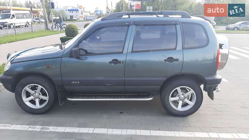 Позашляховик / Кросовер Chevrolet Niva 2007 в Хмельницькому