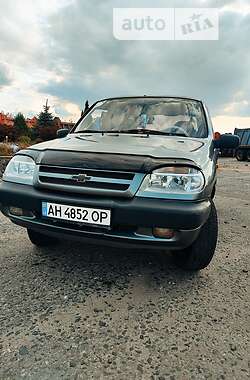 Внедорожник / Кроссовер Chevrolet Niva 2004 в Василькове