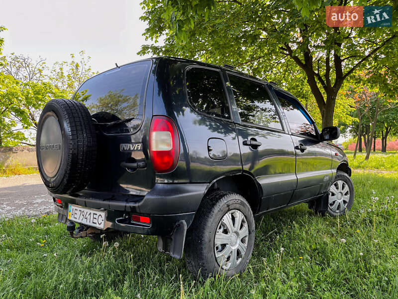 Позашляховик / Кросовер Chevrolet Niva 2006 в Дніпрі