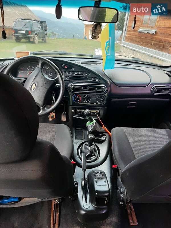 Позашляховик / Кросовер Chevrolet Niva 2007 в Косові