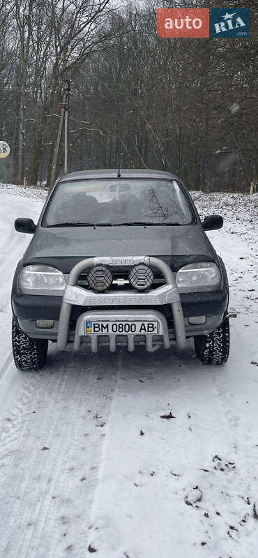 Chevrolet Niva 2005