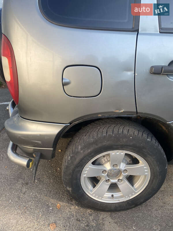 Позашляховик / Кросовер Chevrolet Niva 2005 в Хмельницькому фото 7 Позашляховик / Кросовер Chevrolet Niva 2005 в Хмельницькому