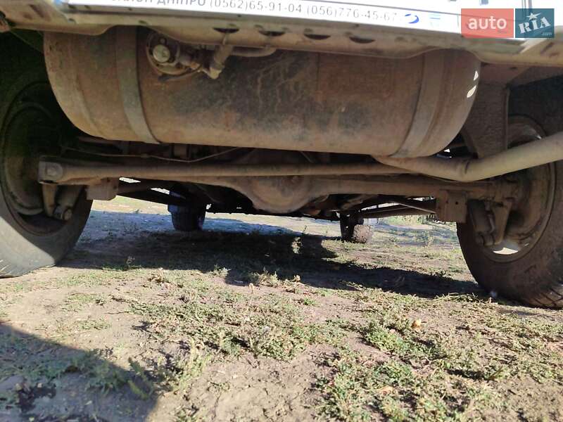 Внедорожник / Кроссовер Chevrolet Niva 2004 в Запорожье