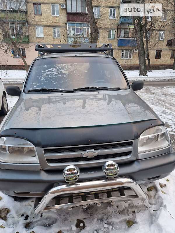 Внедорожник / Кроссовер Chevrolet Niva 2005 в Киеве