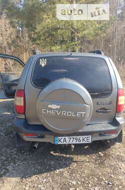 Внедорожник / Кроссовер Chevrolet Niva 2005 в Киеве