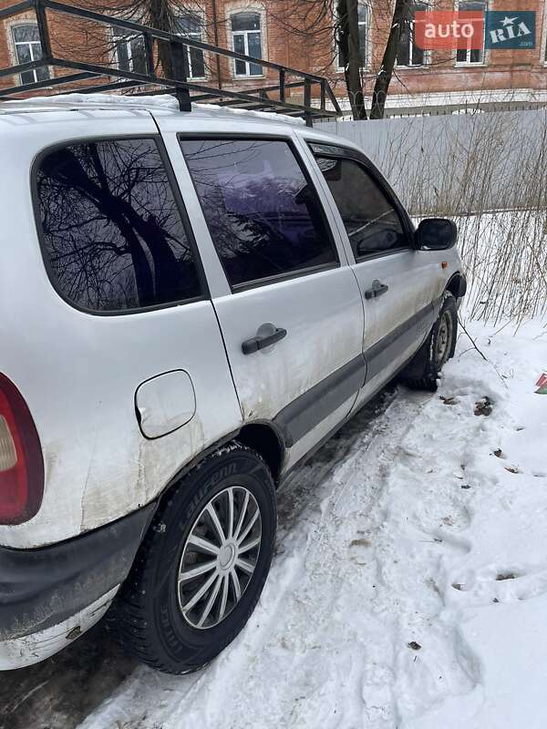 Позашляховик / Кросовер Chevrolet Niva 2005 в Чернігові