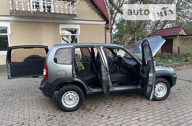 Позашляховик / Кросовер Chevrolet Niva 2016 в Вінниці