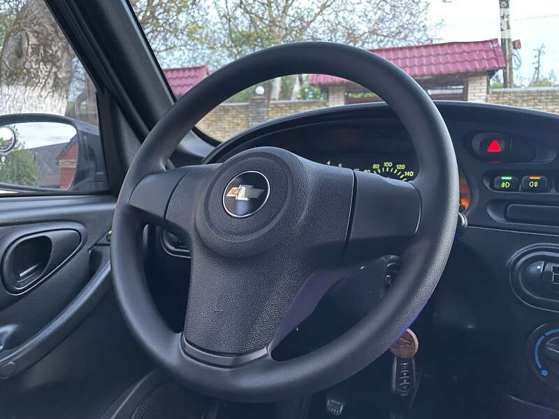 Внедорожник / Кроссовер Chevrolet Niva 2016 в Виннице
