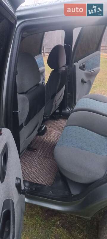 Позашляховик / Кросовер Chevrolet Niva 2004 в Коломиї