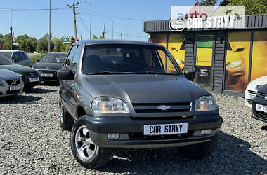 Внедорожник / Кроссовер Chevrolet Niva 2006 в Стрые
