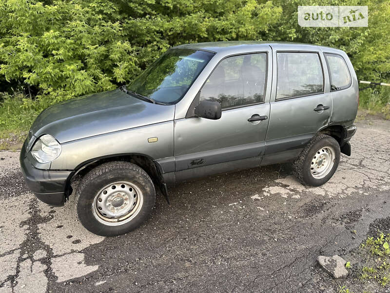 Внедорожник / Кроссовер Chevrolet Niva 2008 в Тернополе фото 5 Внедорожник / Кроссовер Chevrolet Niva 2008 в Тернополе