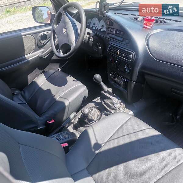 Позашляховик / Кросовер Chevrolet Niva 2007 в Баранівці