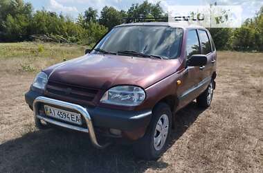 Внедорожник / Кроссовер Chevrolet Niva 2004 в Ракитном