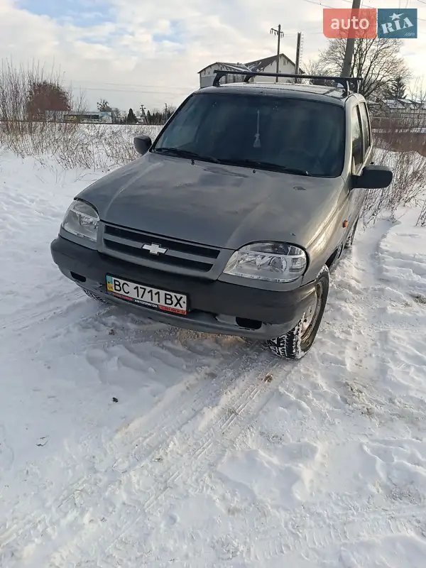 Chevrolet Niva 2008