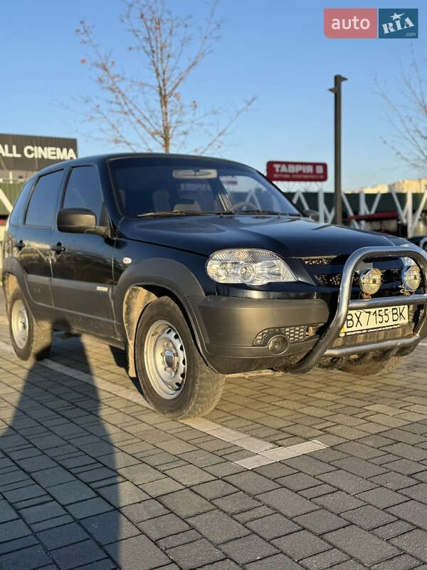 Внедорожник / Кроссовер Chevrolet Niva 2013 в Летичеве
