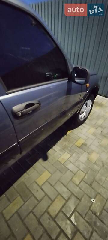 Внедорожник / Кроссовер Chevrolet Niva 2008 в Гайсине