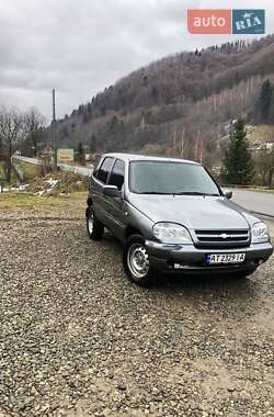 Позашляховик / Кросовер Chevrolet Niva 2007 в Косові